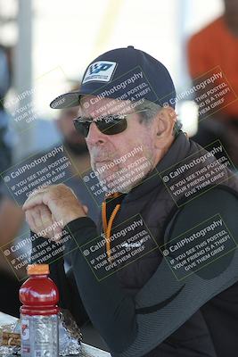 media/Oct-30-2025-Racers Edge (Thu) [[dabbdaf680]]/1-Around the Pits- Track Walk/